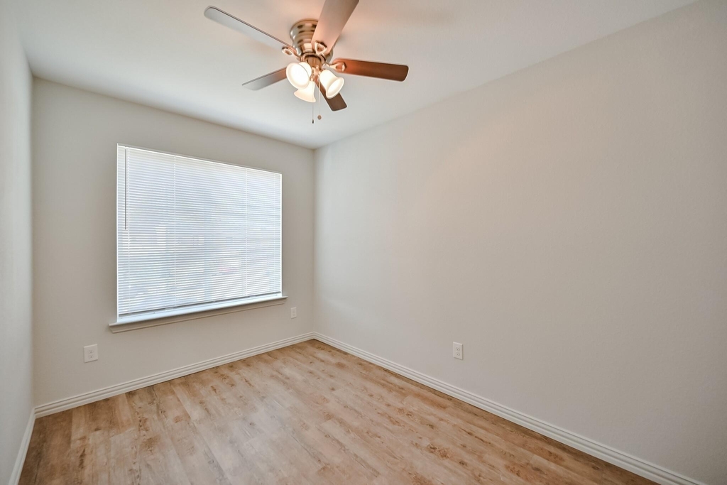 4504 Alamosa Street - Photo 11