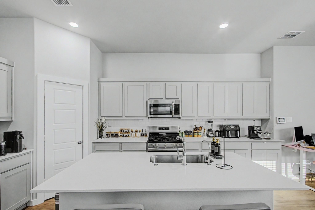 415 Travine Drive - Photo 28
