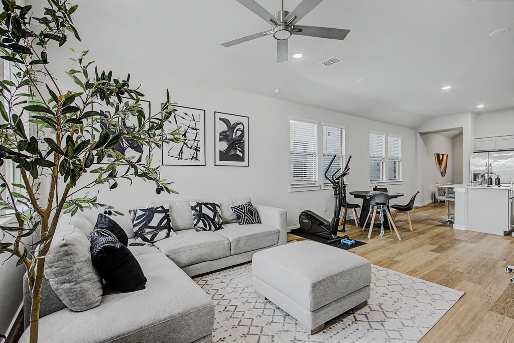 415 Travine Drive - Photo 12