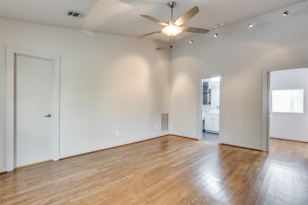 4213 Dickason Avenue - Photo 23