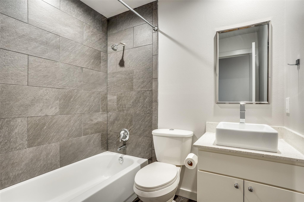 4213 Dickason Avenue - Photo 9