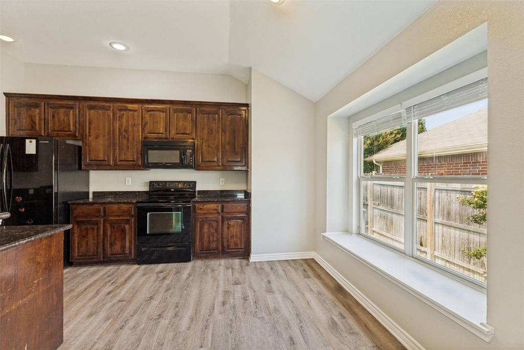 417 Brookhollow Lane - Photo 10