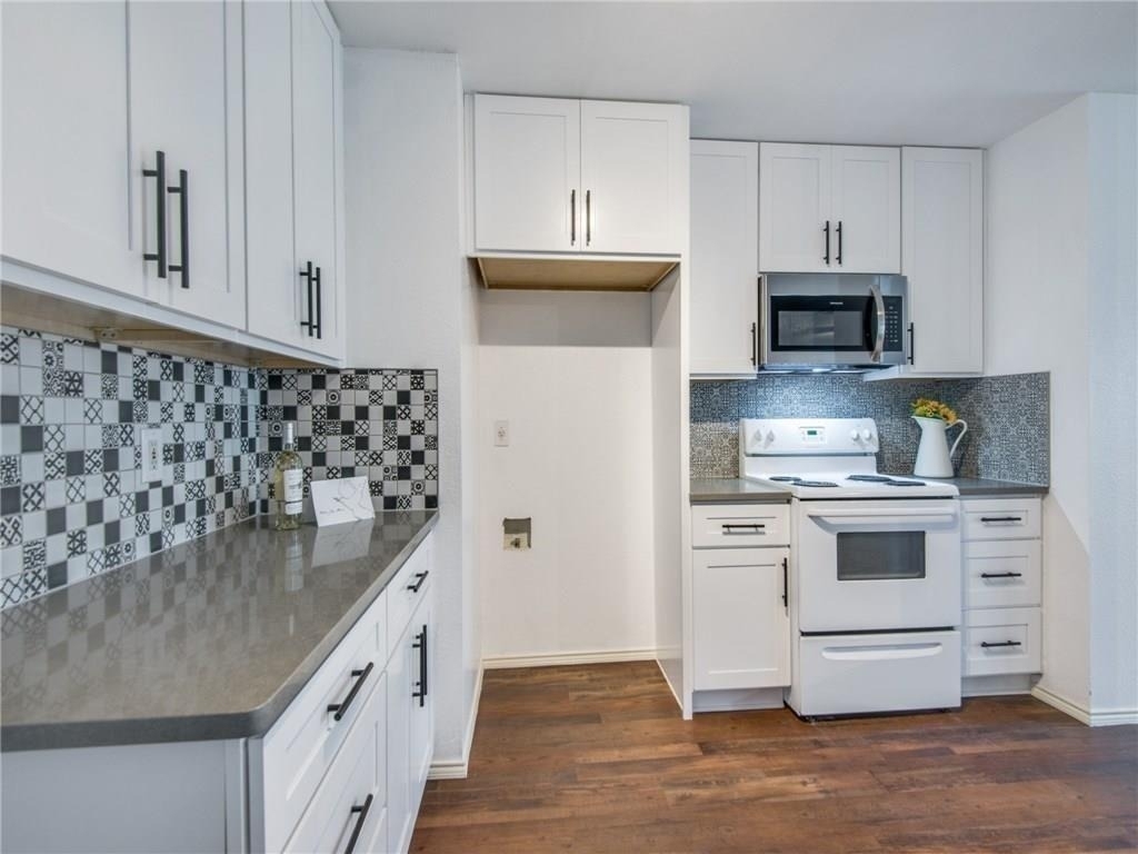 1428 Laurel Hall Lane - Photo 2