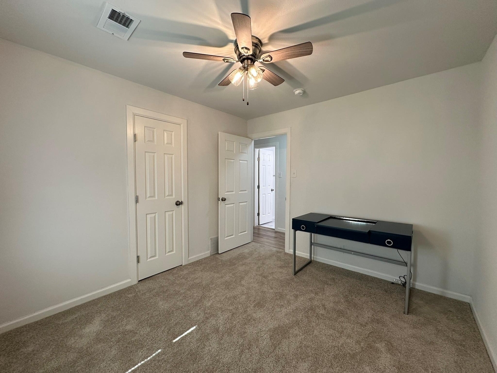 509 Dover Drive - Photo 19