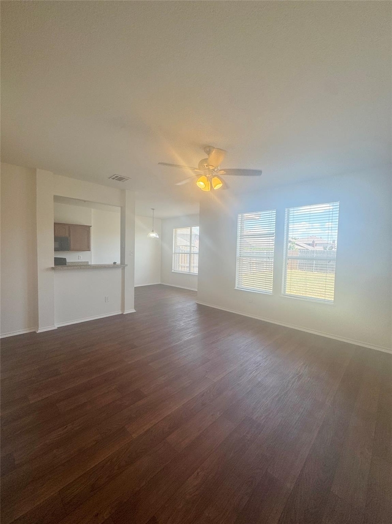 2264 Stonebrook Lane - Photo 2