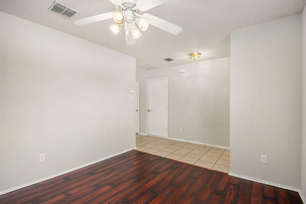 4225 Silverwood Trail - Photo 20