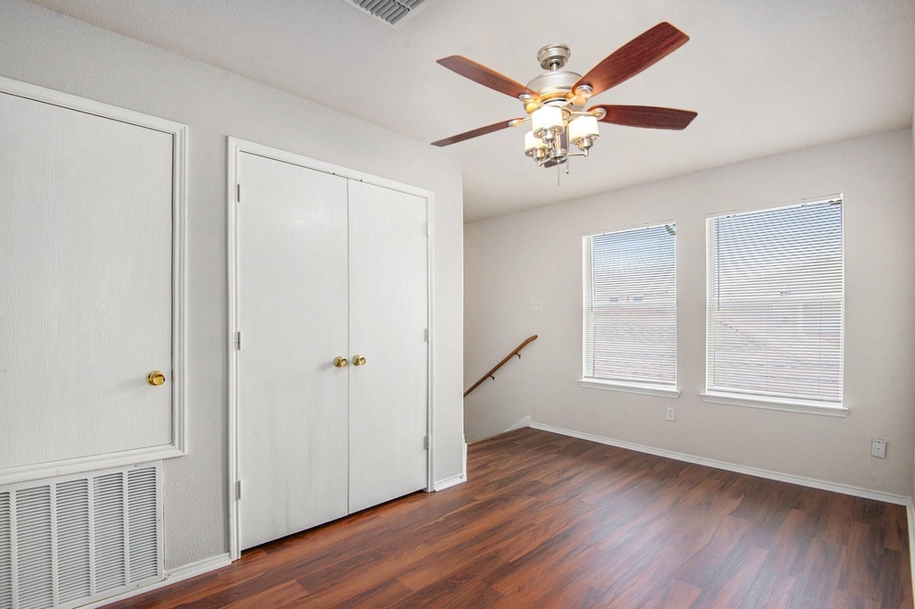 4225 Silverwood Trail - Photo 11