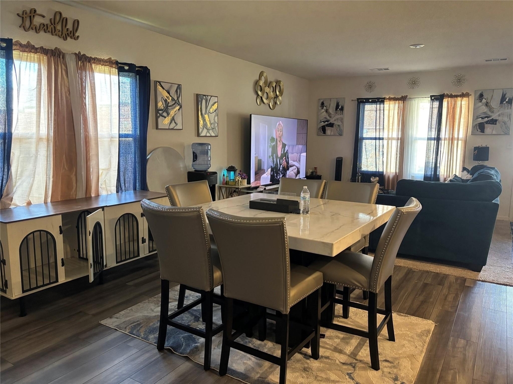 1878 Everglades Drive - Photo 6