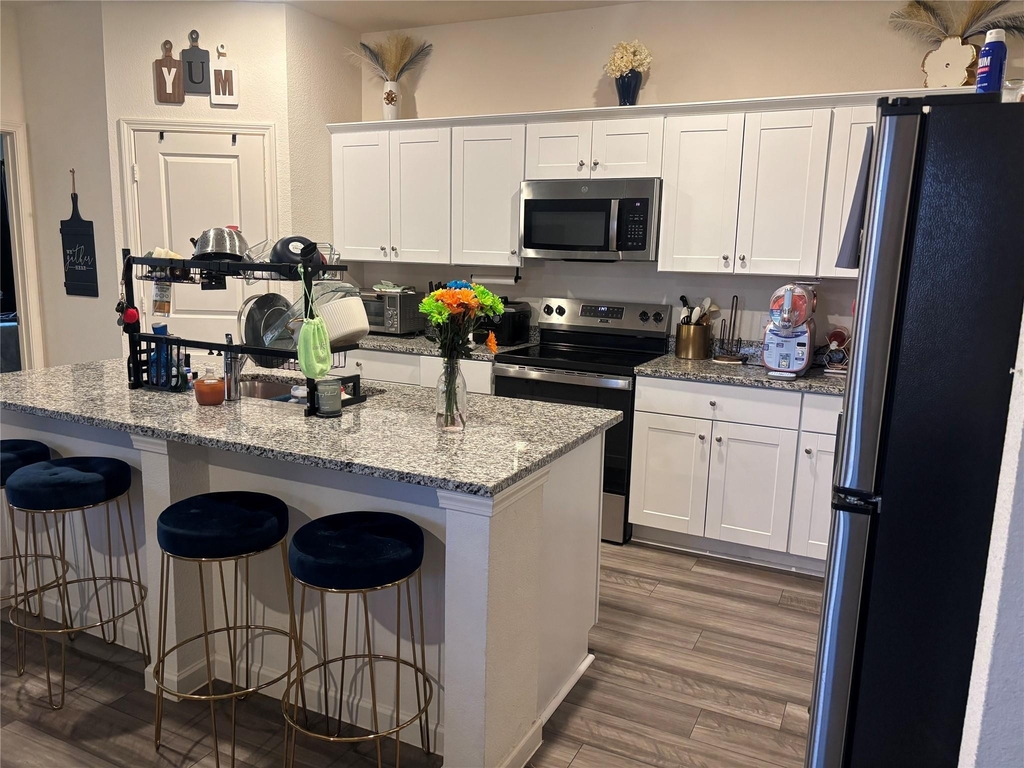 1878 Everglades Drive - Photo 8