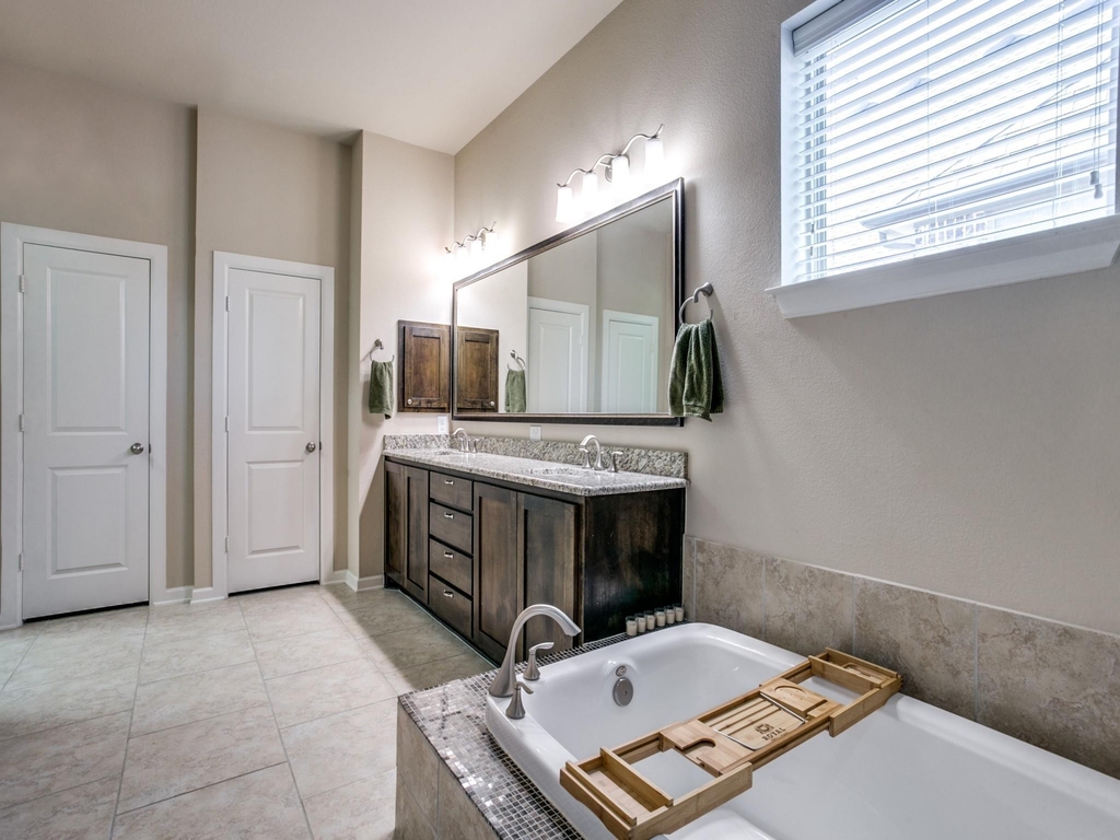 1010 Crystal Oak Lane - Photo 20