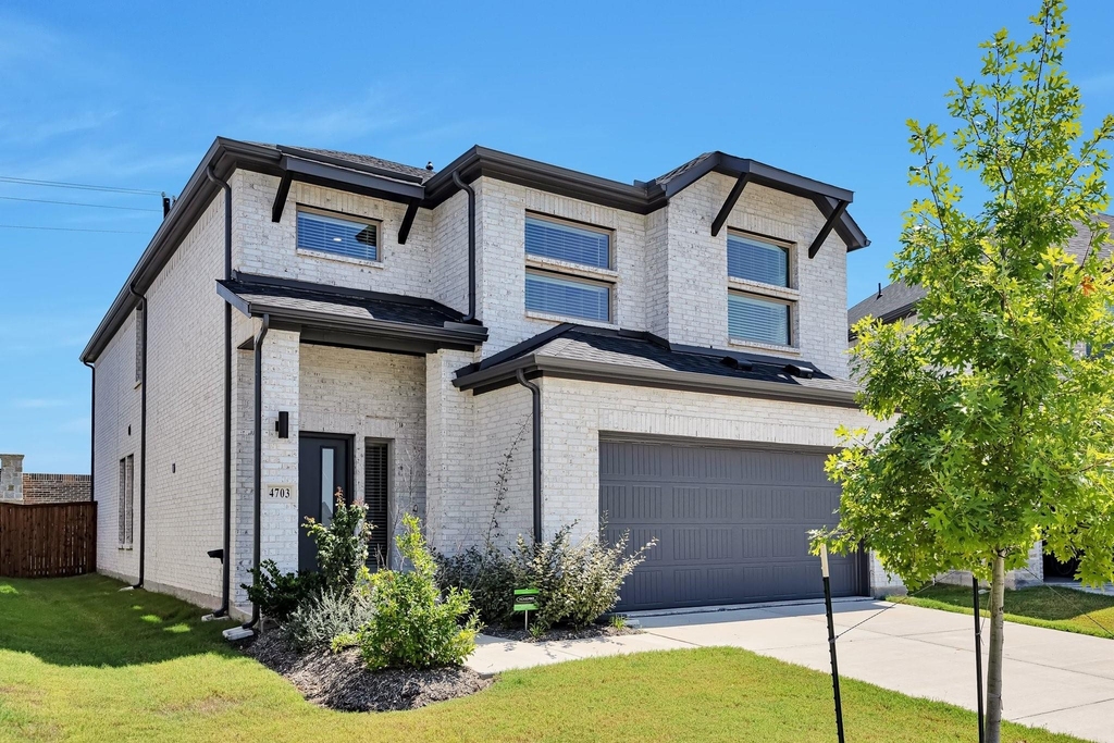 4703 Whitehill - Photo 2