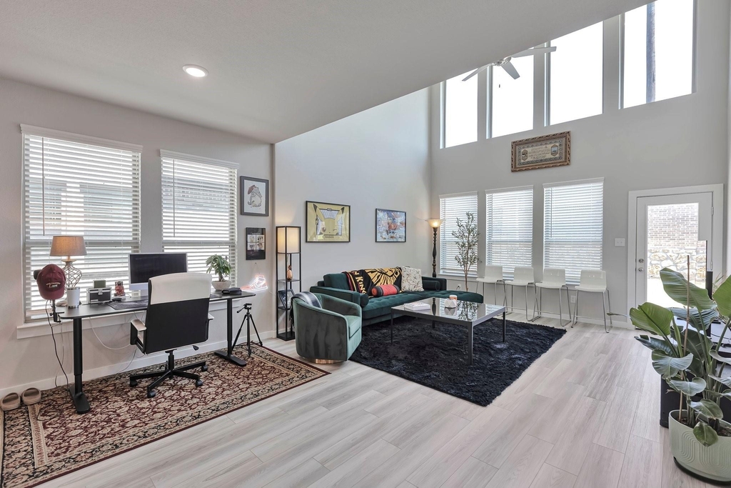 4703 Whitehill - Photo 6