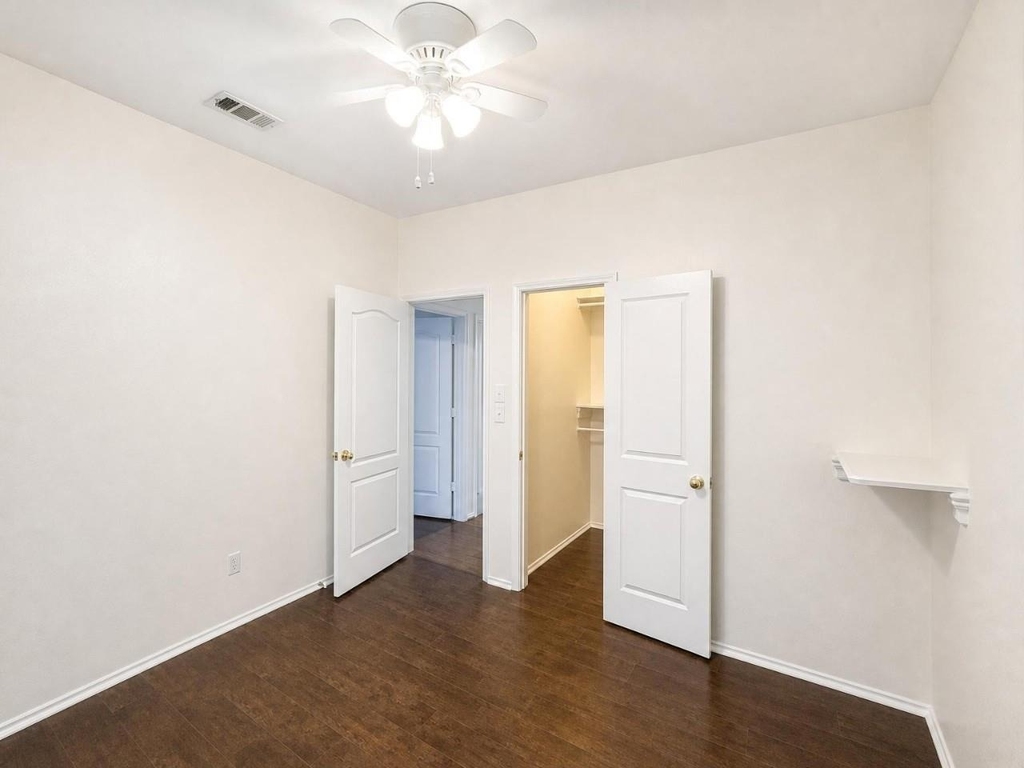 9518 Prestmont Place - Photo 8