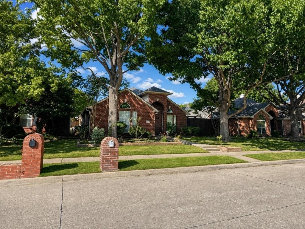 9518 Prestmont Place - Photo 1