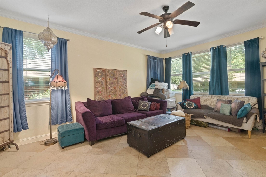 2220 Burning Tree Lane - Photo 2