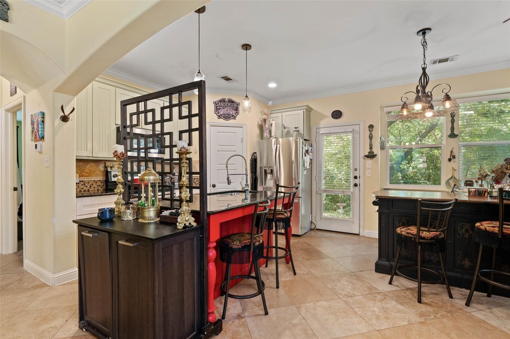 2220 Burning Tree Lane - Photo 3