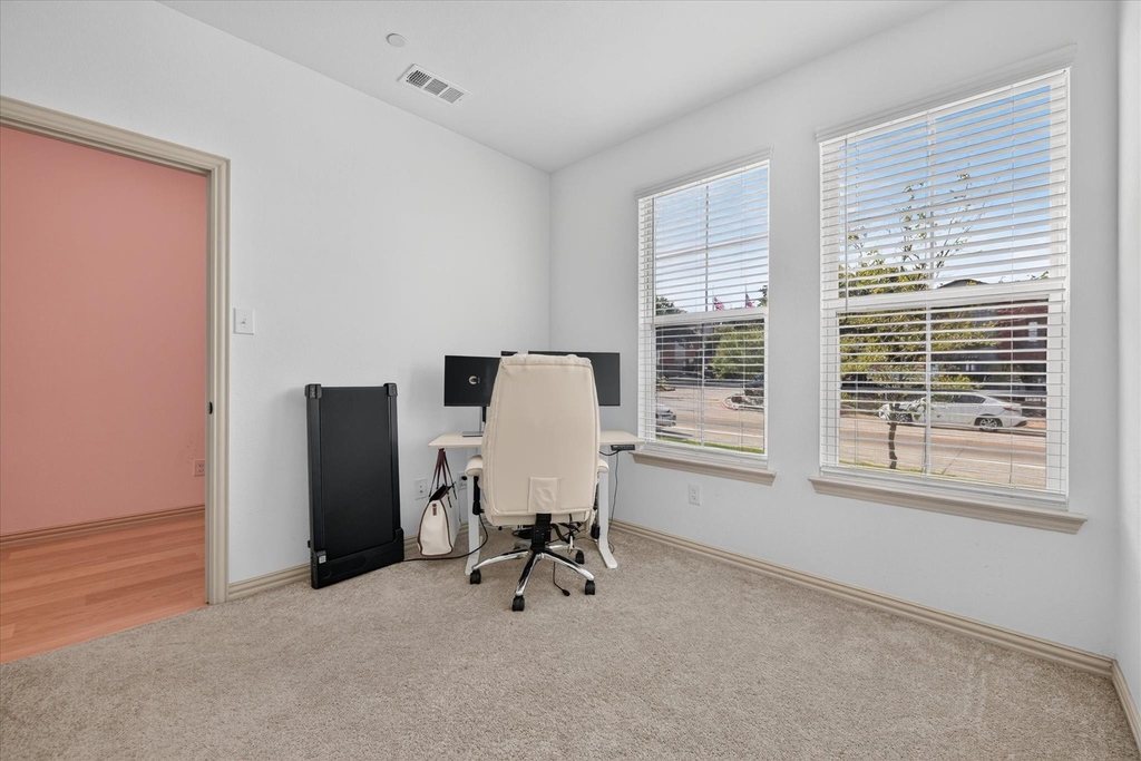 5360 Springlake Parkway - Photo 5