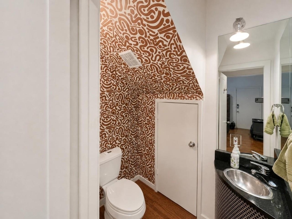 4122 Travis Street - Photo 6