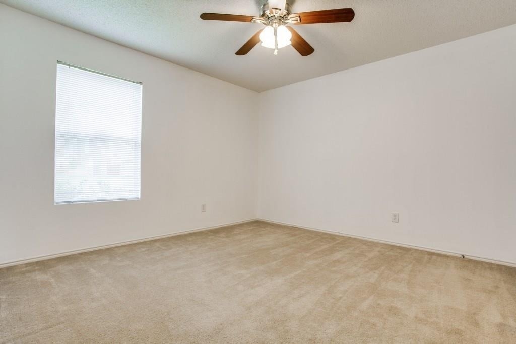 2800 Bissell Way - Photo 21