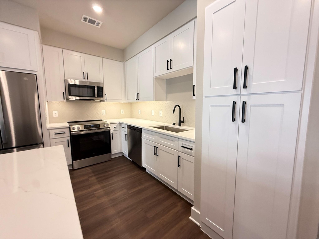 3255 Carlisle Street - Photo 1