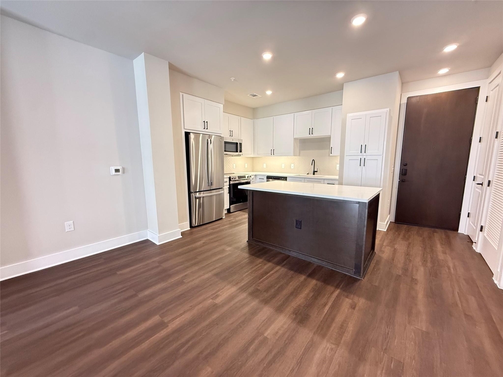 3255 Carlisle Street - Photo 2