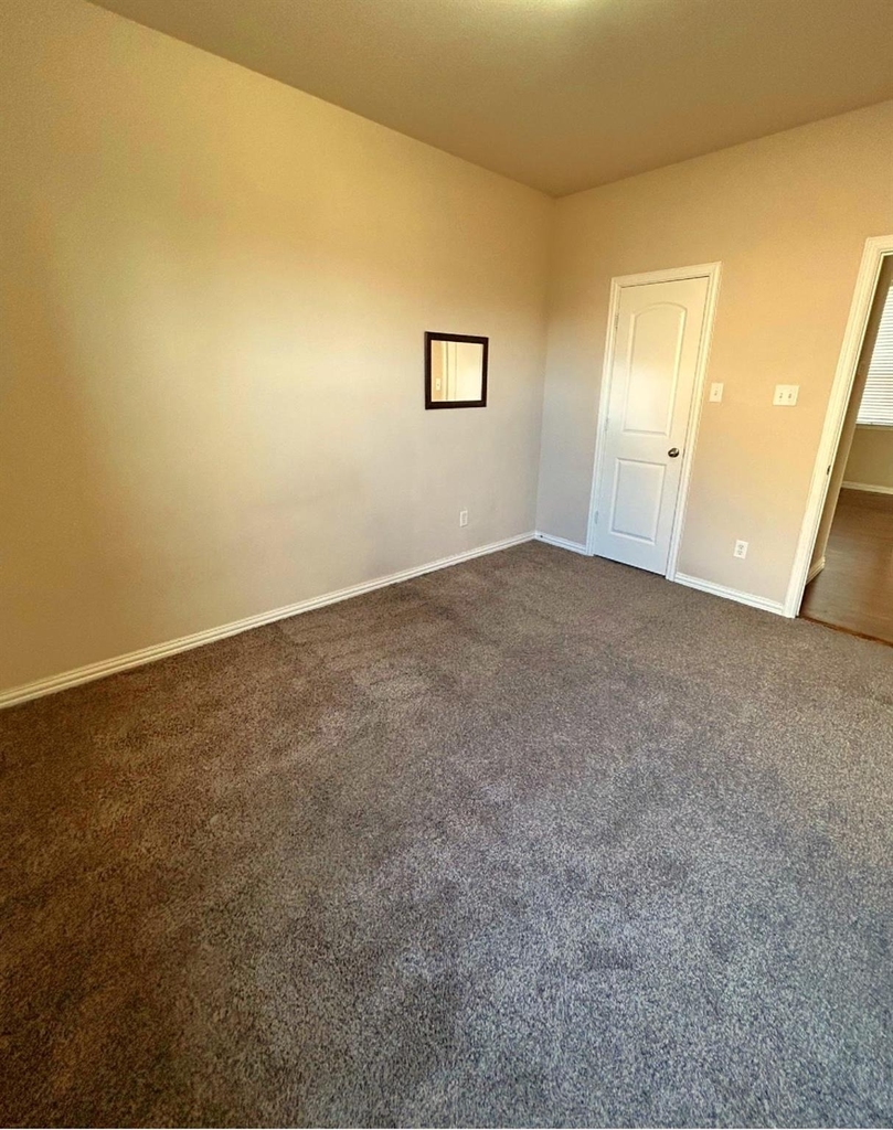 10637 Bolivar Drive - Photo 5