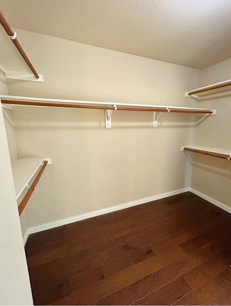 10637 Bolivar Drive - Photo 20