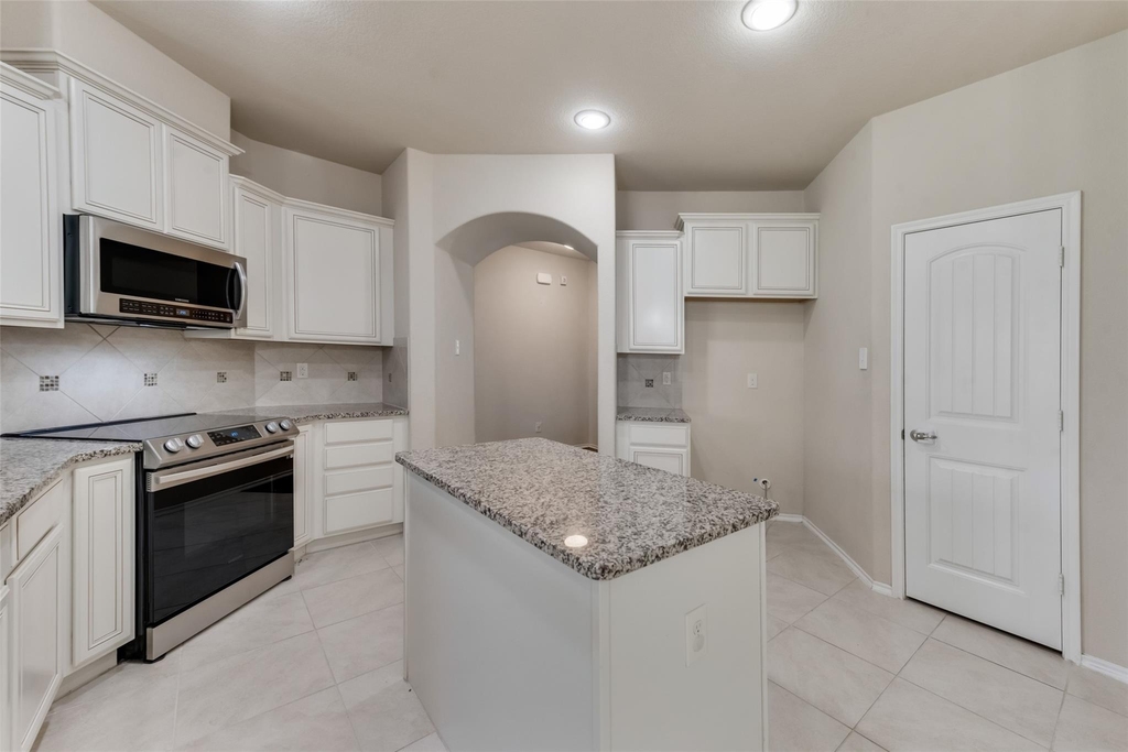 5610 Stockport Drive - Photo 14