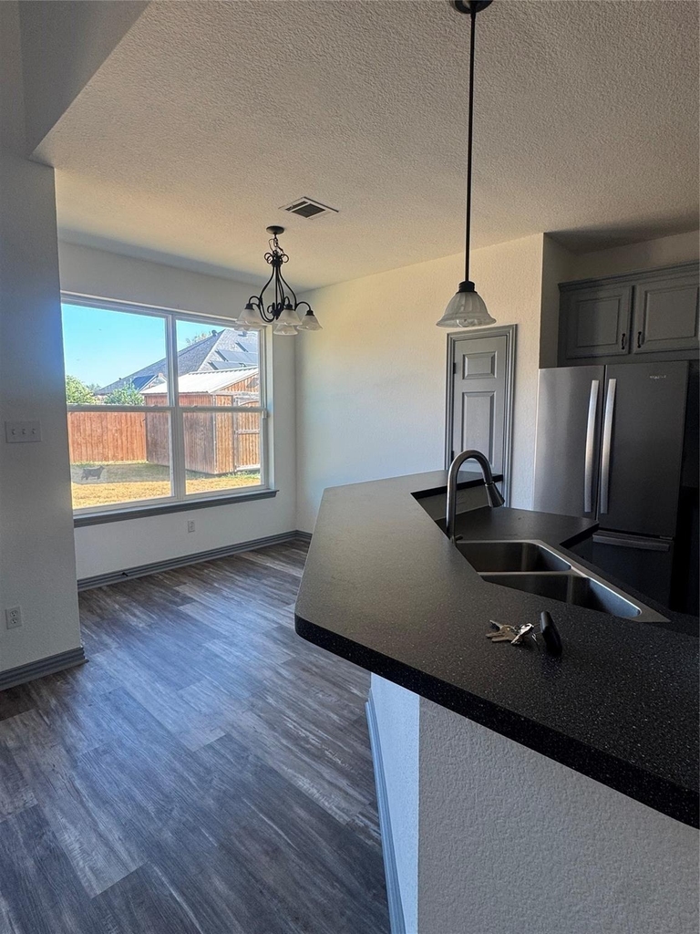 205 Wayne Drive - Photo 5