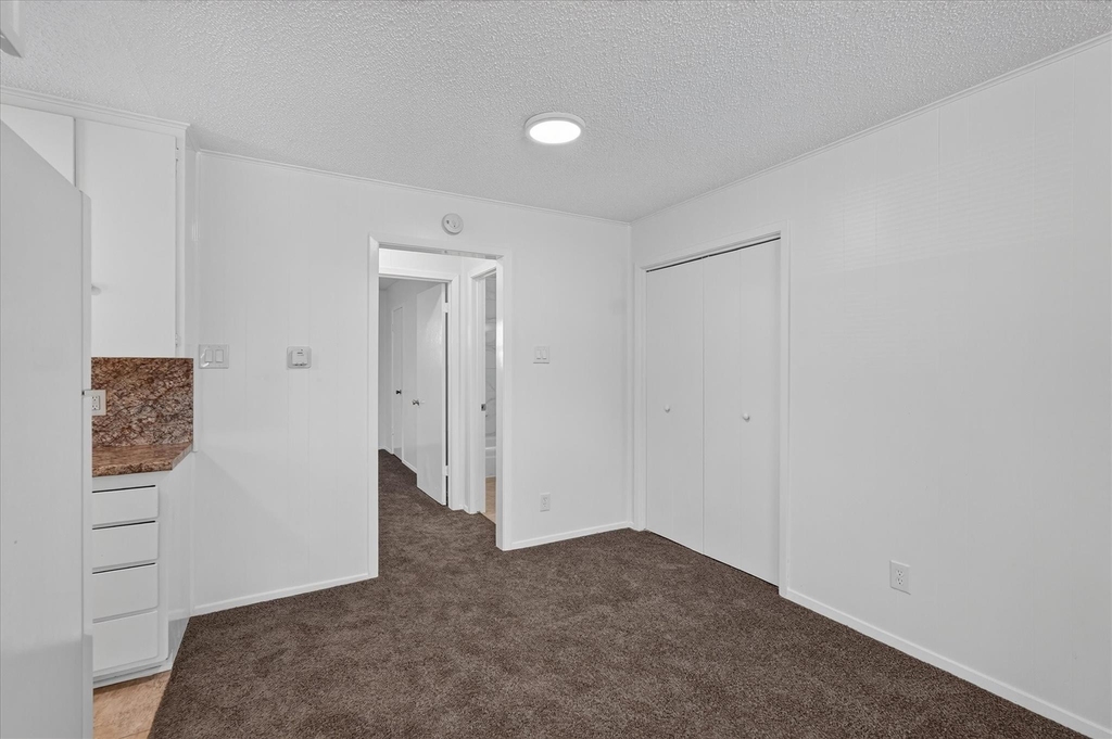 1805 Randolph Drive - Photo 9