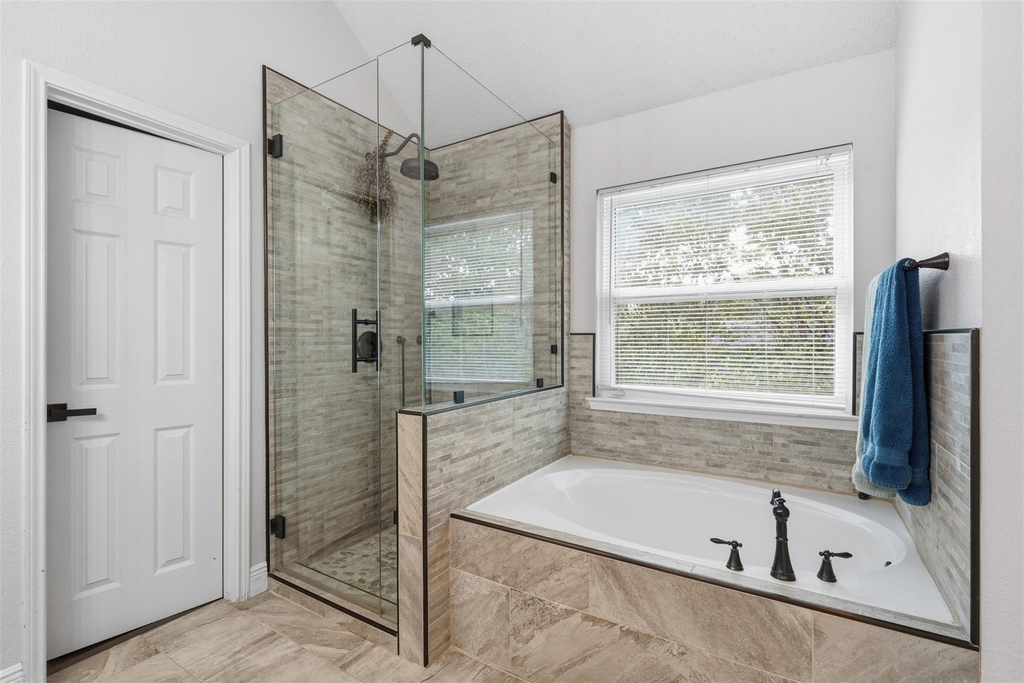 4532 Pebble Stone Drive - Photo 12