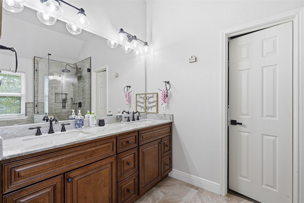4532 Pebble Stone Drive - Photo 16