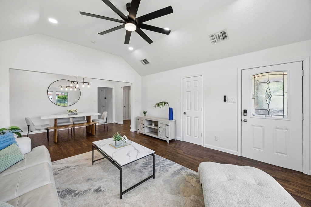 630 W Neely Street - Photo 6