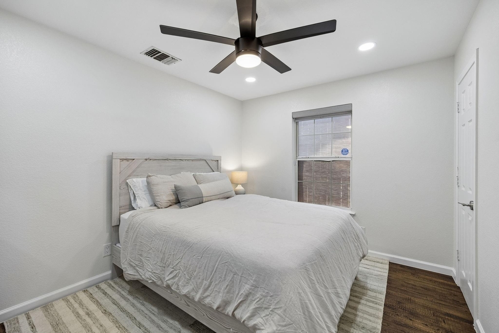 630 W Neely Street - Photo 15