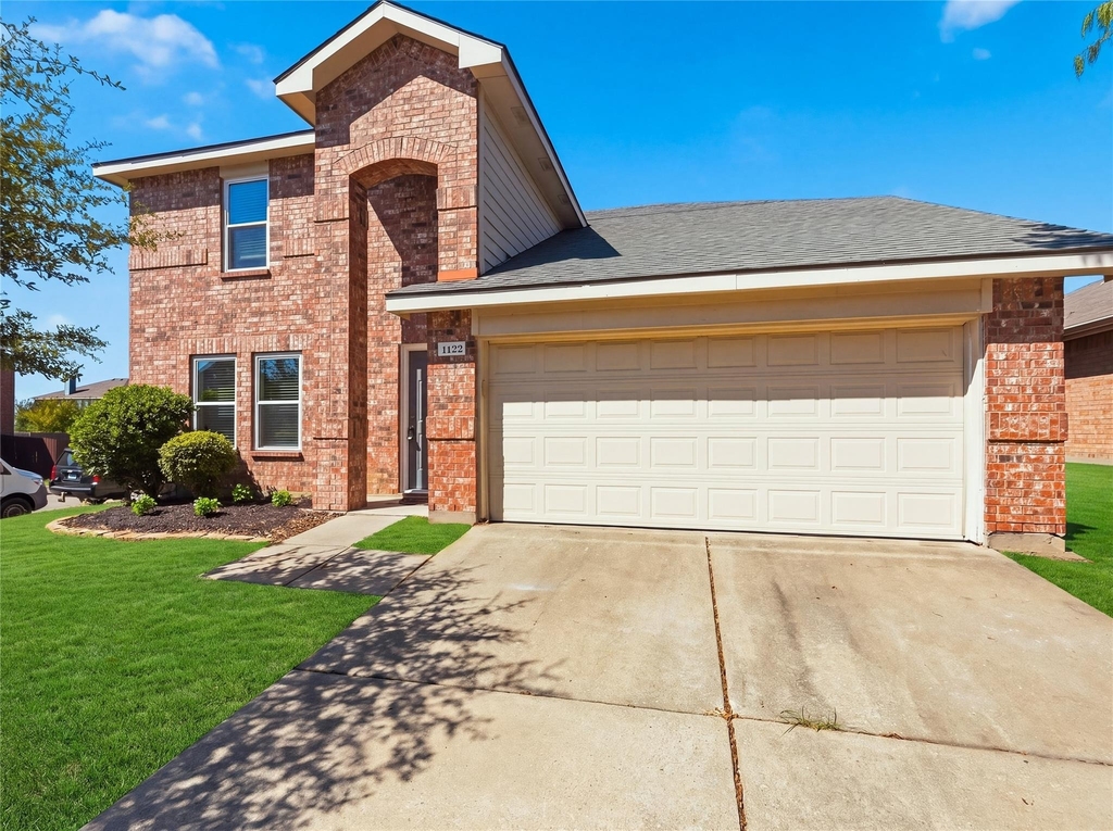 1122 Antoinette Drive - Photo 0