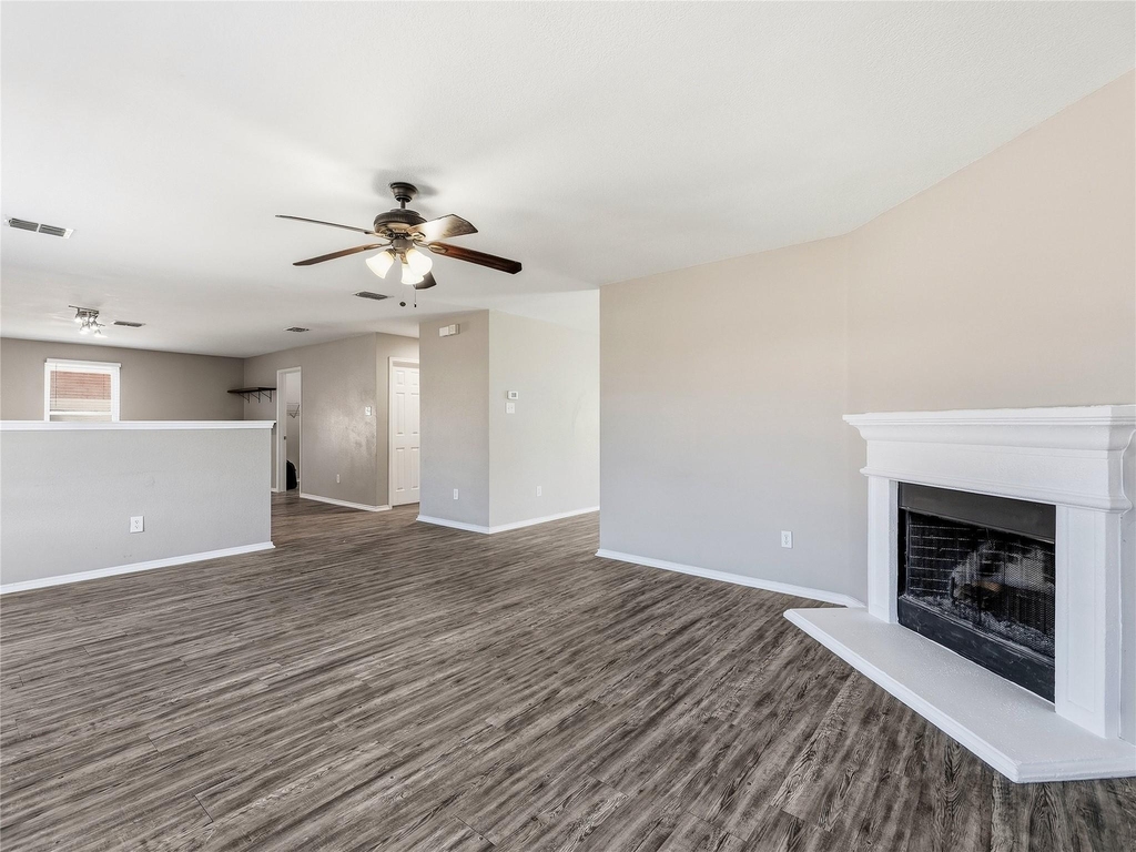1122 Antoinette Drive - Photo 5