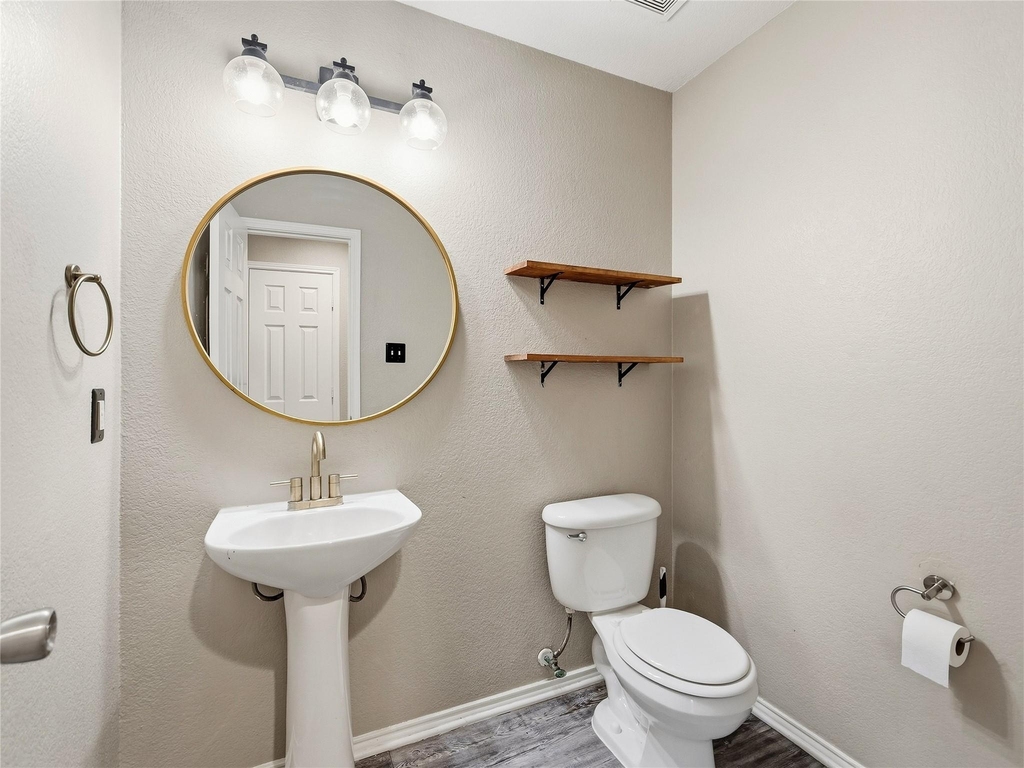 1122 Antoinette Drive - Photo 11