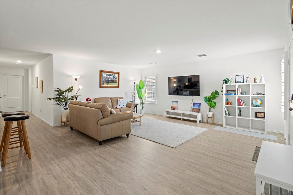 3032 Ashbrook Lane - Photo 10