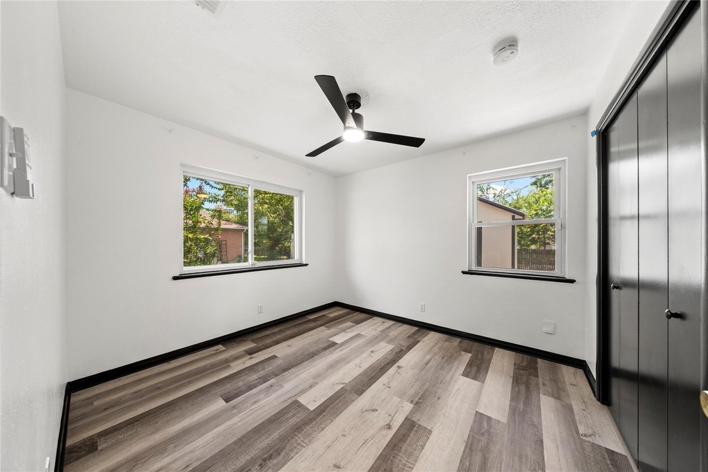 5316 Ammons - Photo 1
