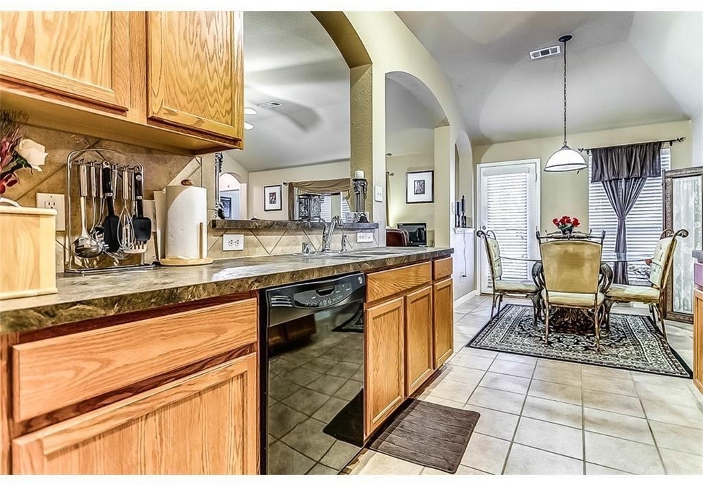 1505 Sparrow Lane - Photo 7