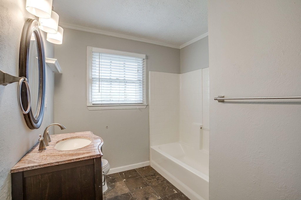 406 Bellevue Drive - Photo 29