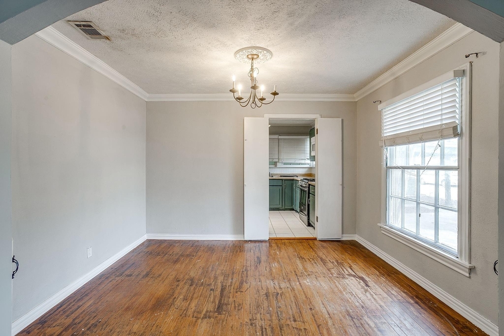 406 Bellevue Drive - Photo 5