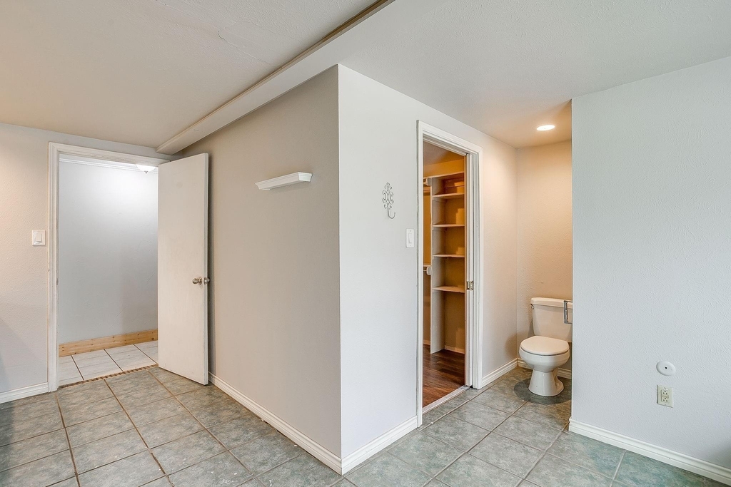 406 Bellevue Drive - Photo 17