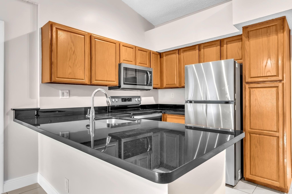 601 Lyons Road - Photo 0
