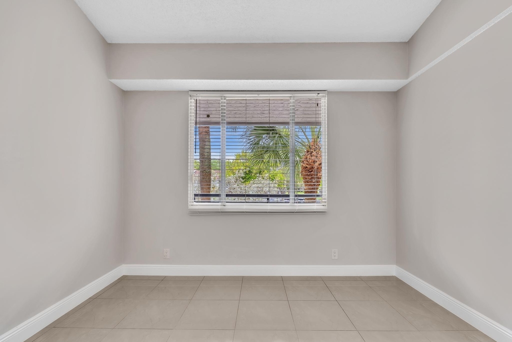 601 Lyons Road - Photo 27