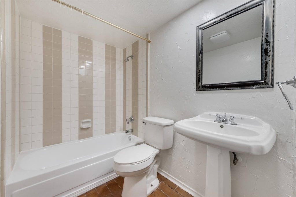 515 Forestwood Drive - Photo 10