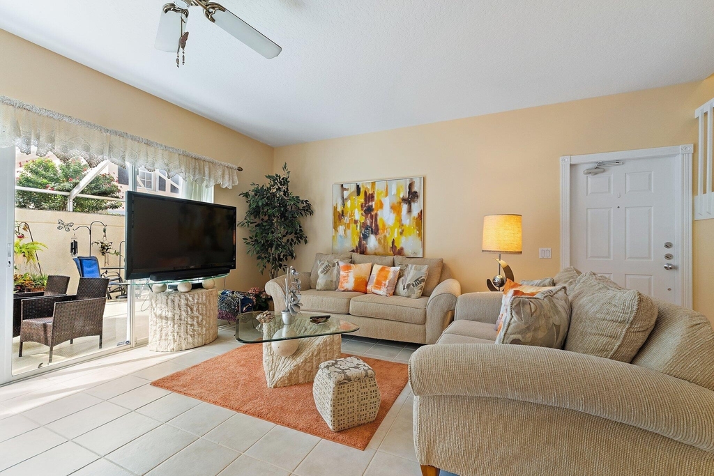 58 Tall Oaks Circle - Photo 4