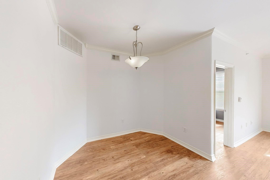 330 Las Colinas Boulevard E - Photo 8
