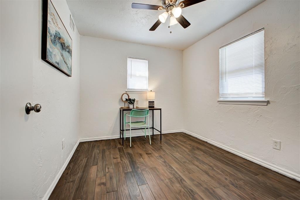 2124 Marshall Drive - Photo 6