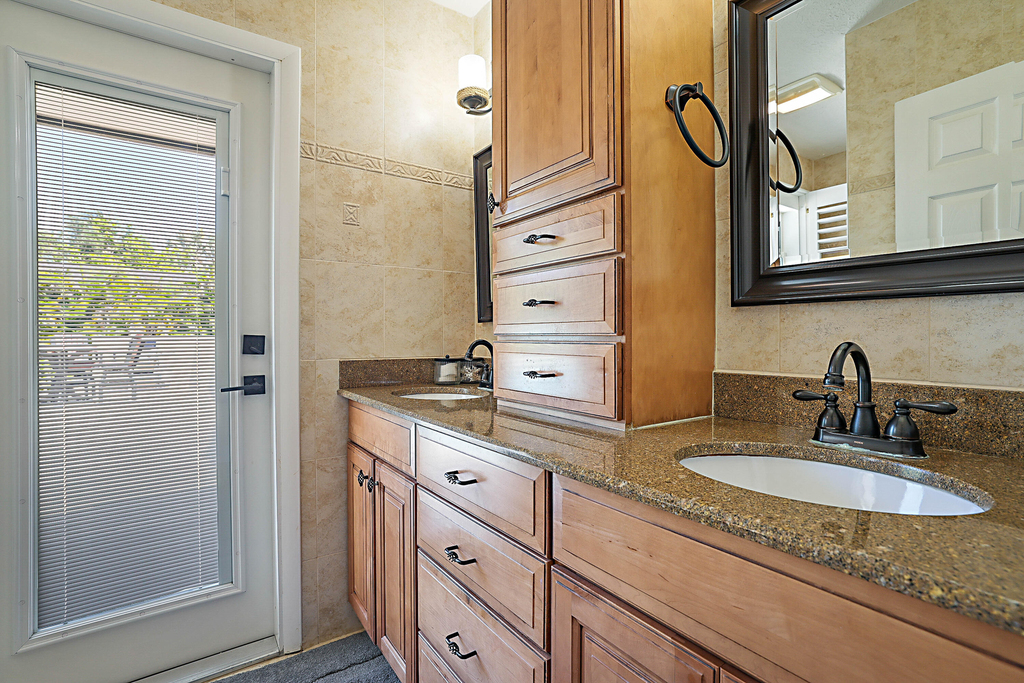71 Fairview W - Photo 35